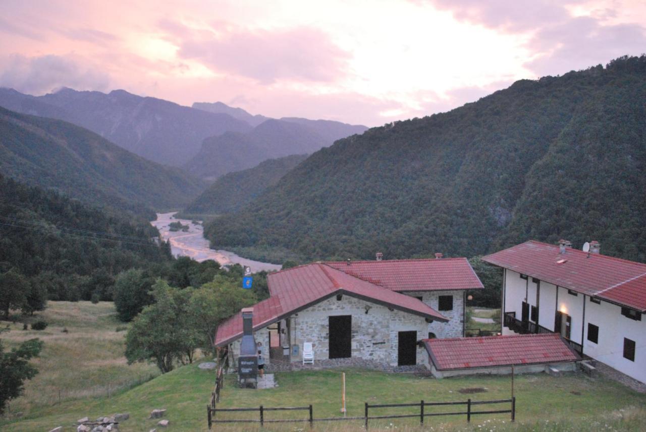 Rifugio Malga Grasia Caprizi 外观 照片