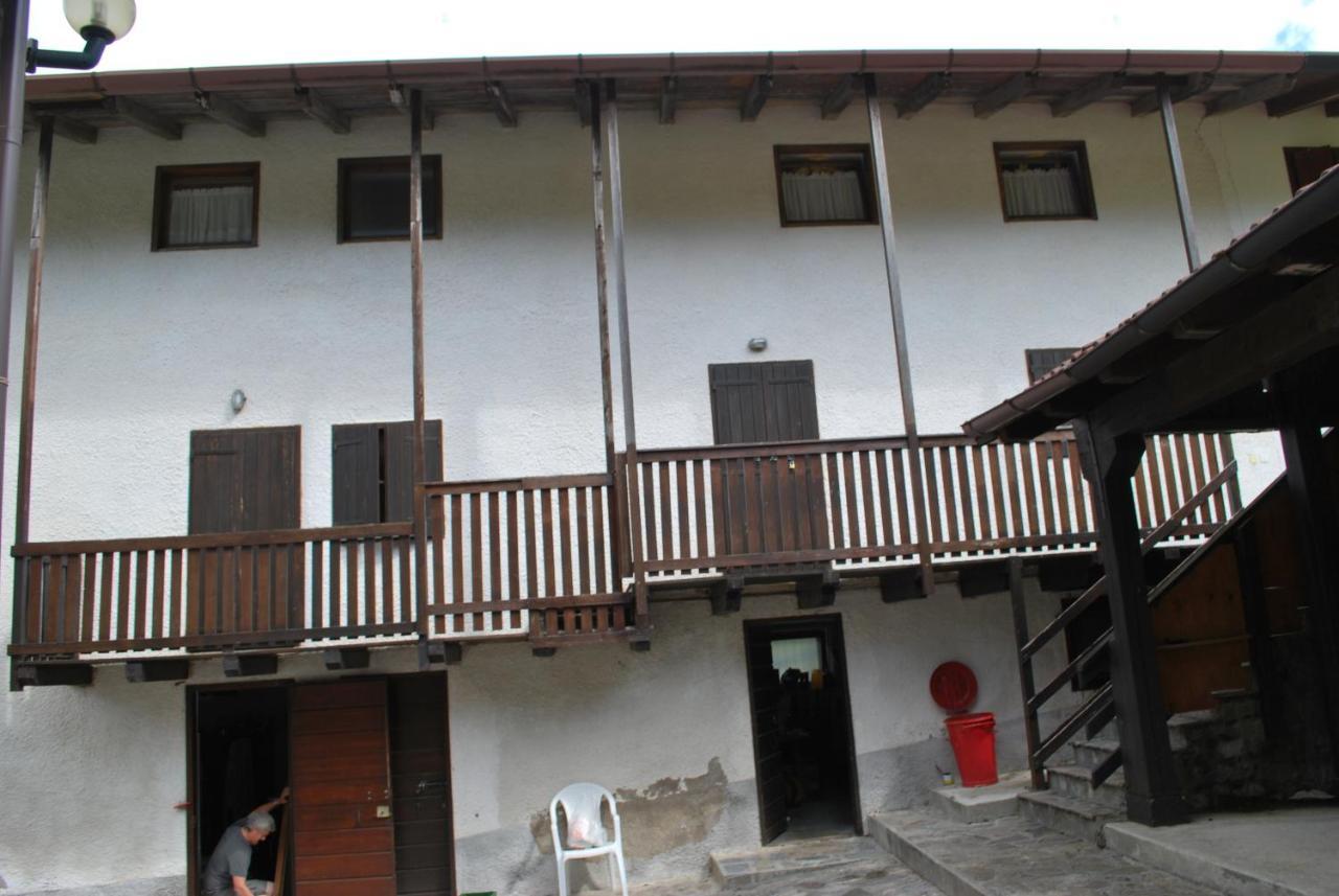 Rifugio Malga Grasia Caprizi 外观 照片